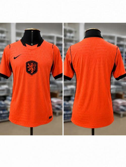 Camisa Holanda Nike I 2026/27 JOGADOR COM ESCUDO E PATROCINIO BORBADO Pro Masculina